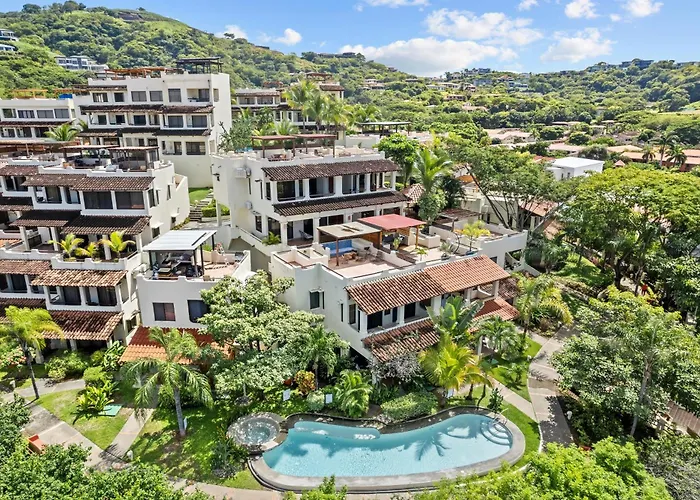 Tropical Gardens Suites And Apartments