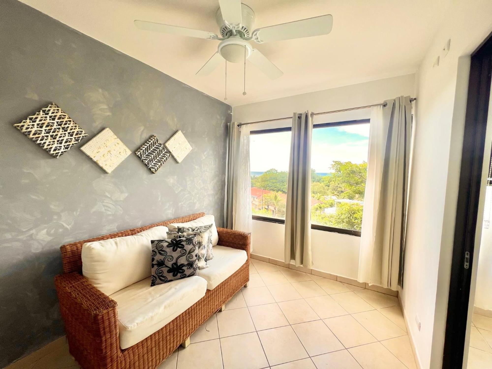 Tropical Gardens And Apartahotel Coco