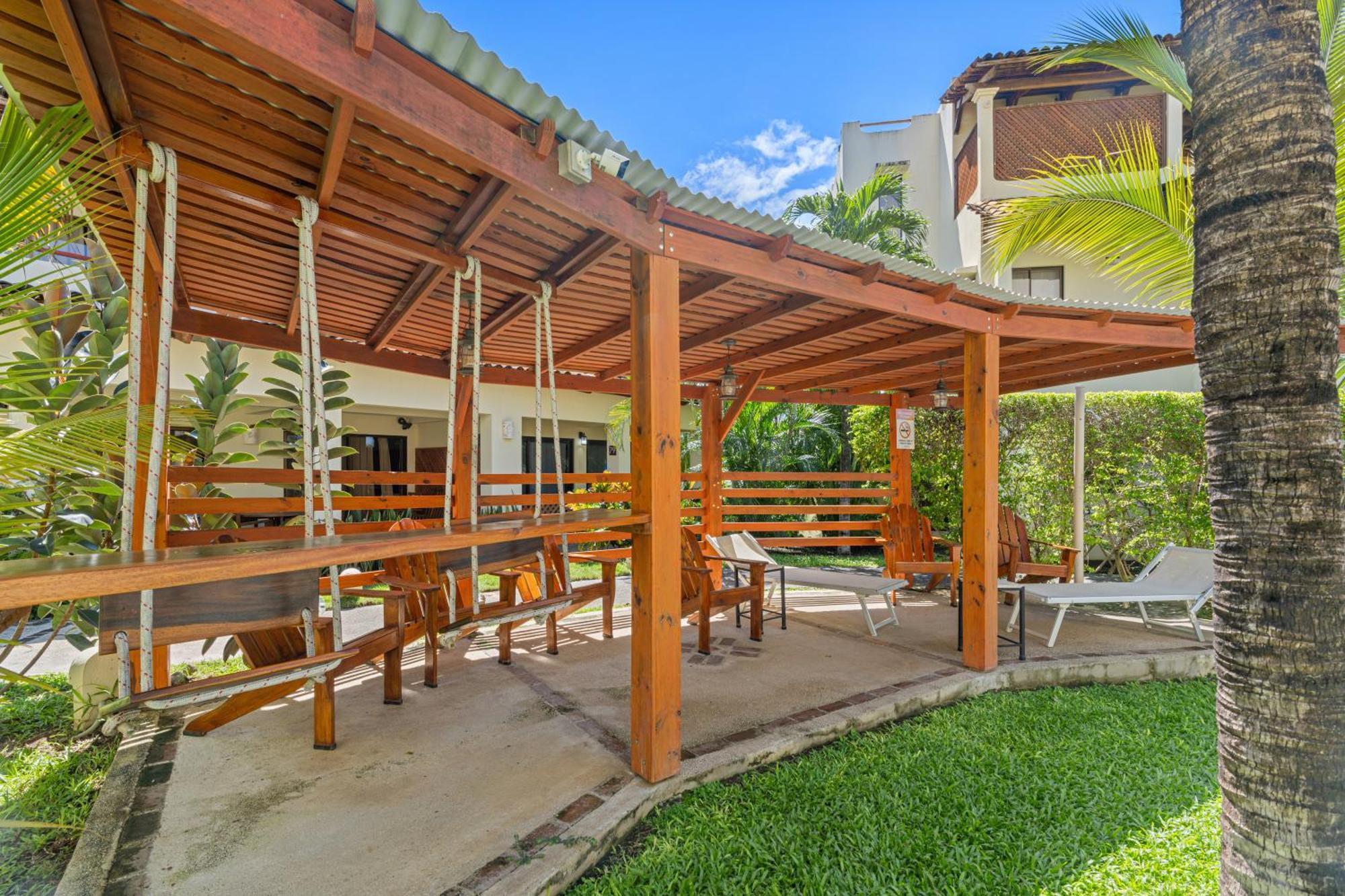 Apartahotel Tropical Gardens And Coco