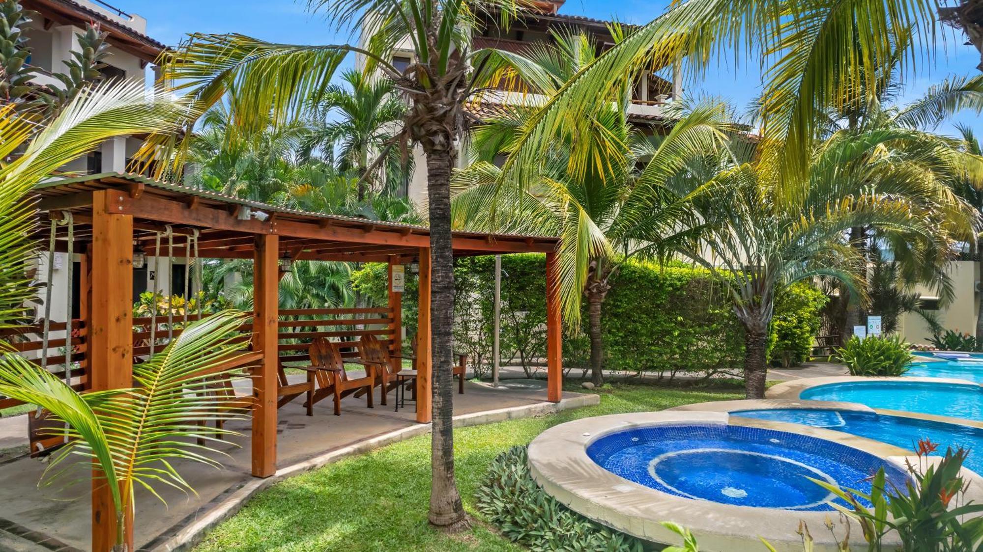 Tropical Gardens And Apartahotel *