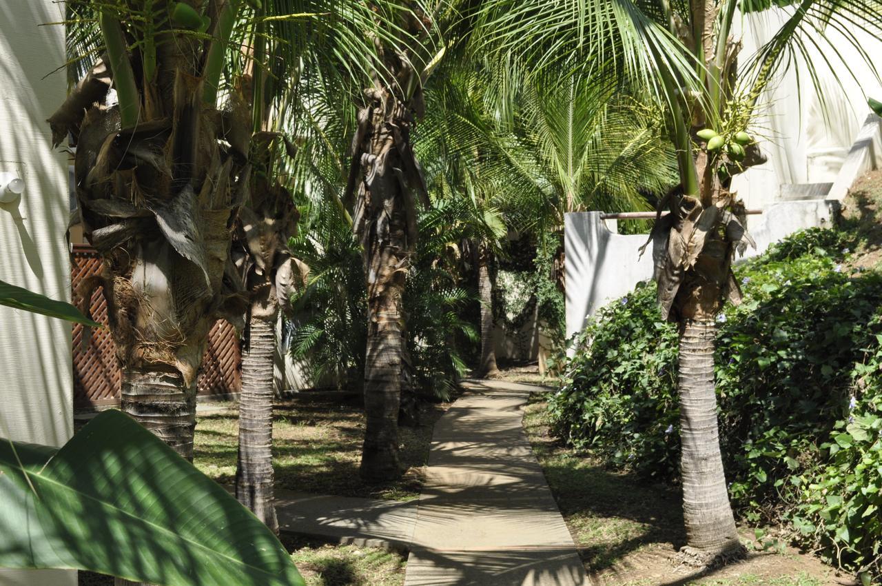 Apartahotel Tropical Gardens And