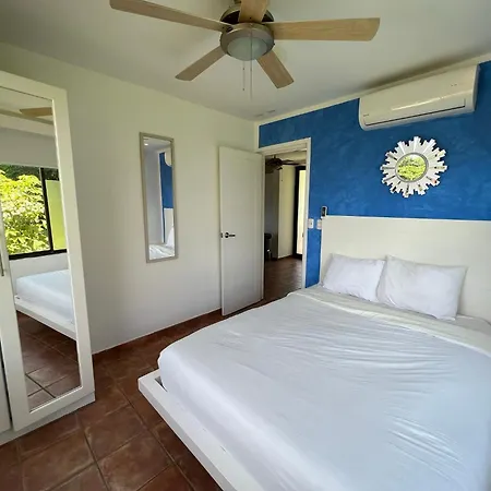 Tropical Gardens Suites And Apartments Coco Exterior photo