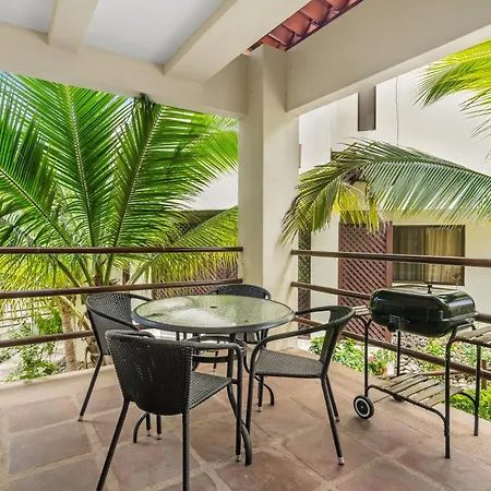 Tropical Gardens Suites And Apartments Coco Exterior photo